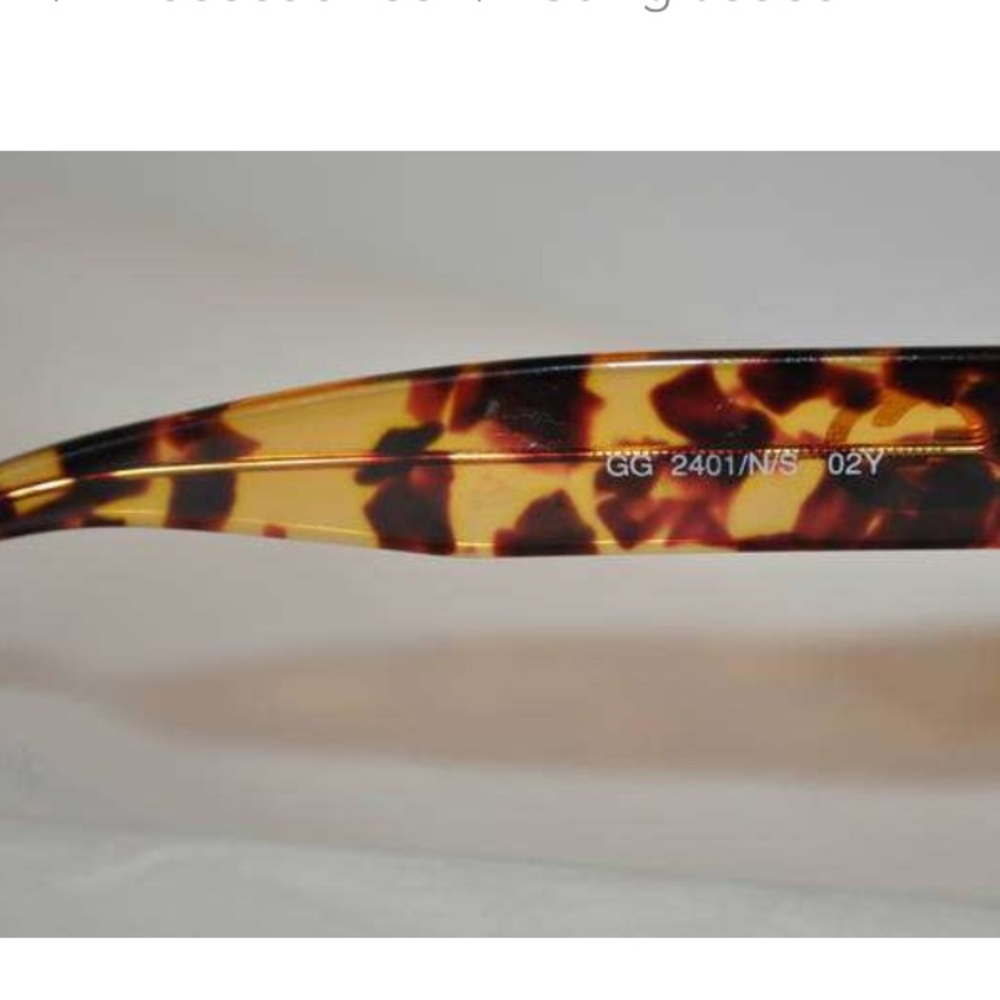 Gucci Sunglasses - Picture 5 of 5